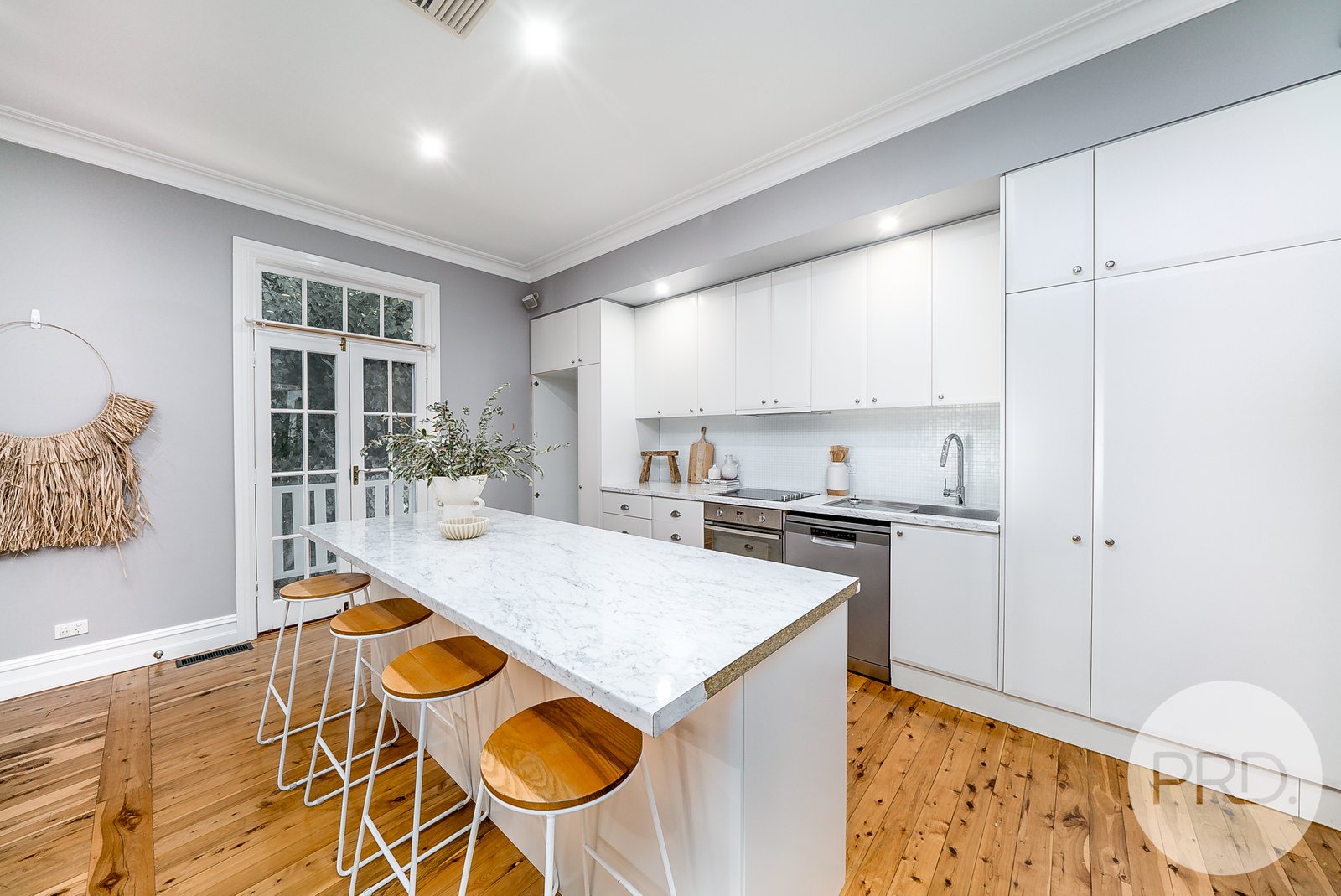 17 Hill Street TURVEY PARK 8