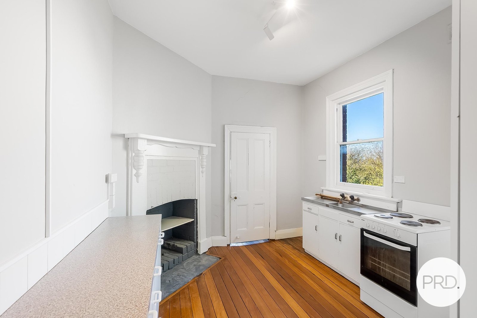 17 Hill Street WEST HOBART 2