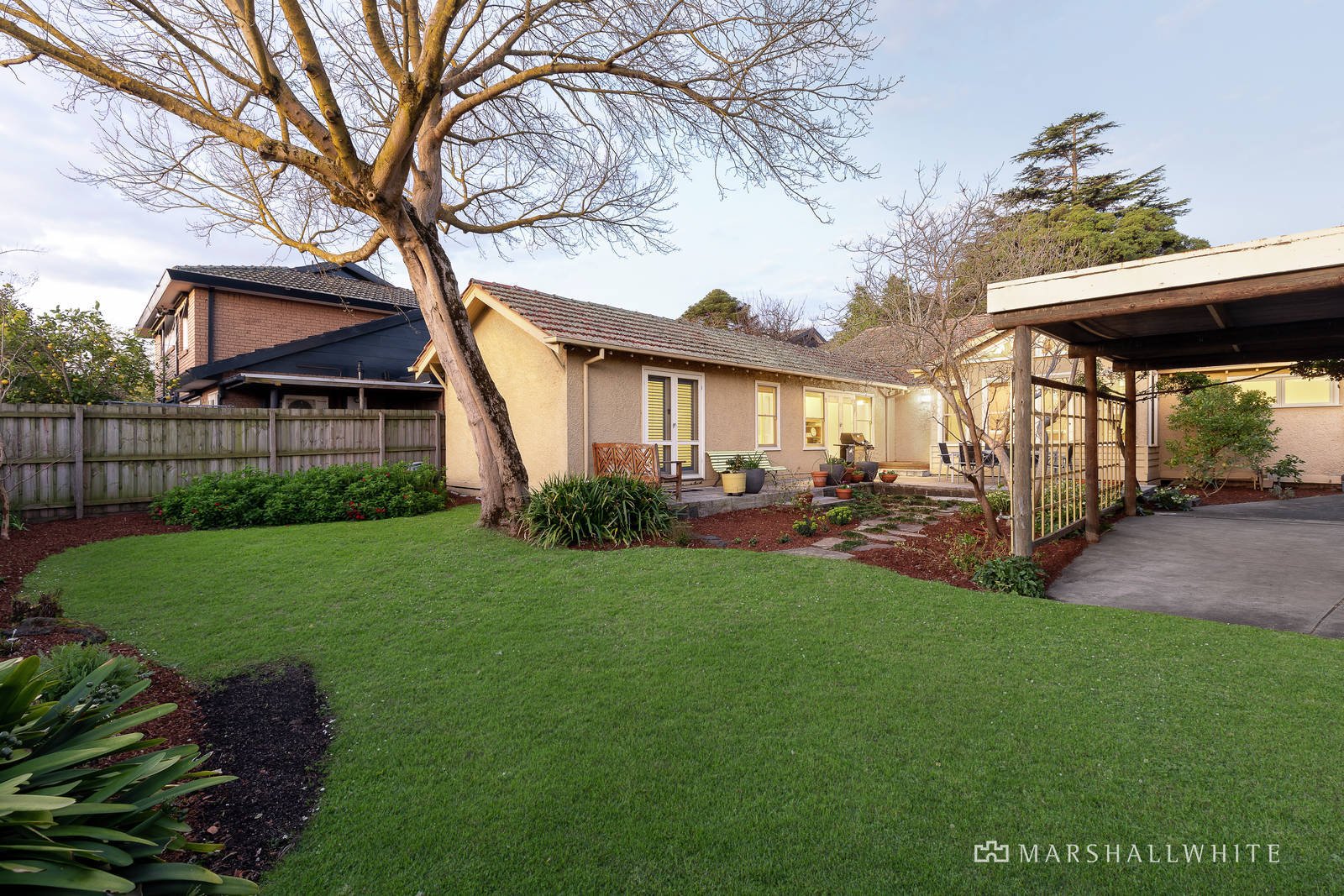 17 Hillcrest Avenue, Kew, VIC