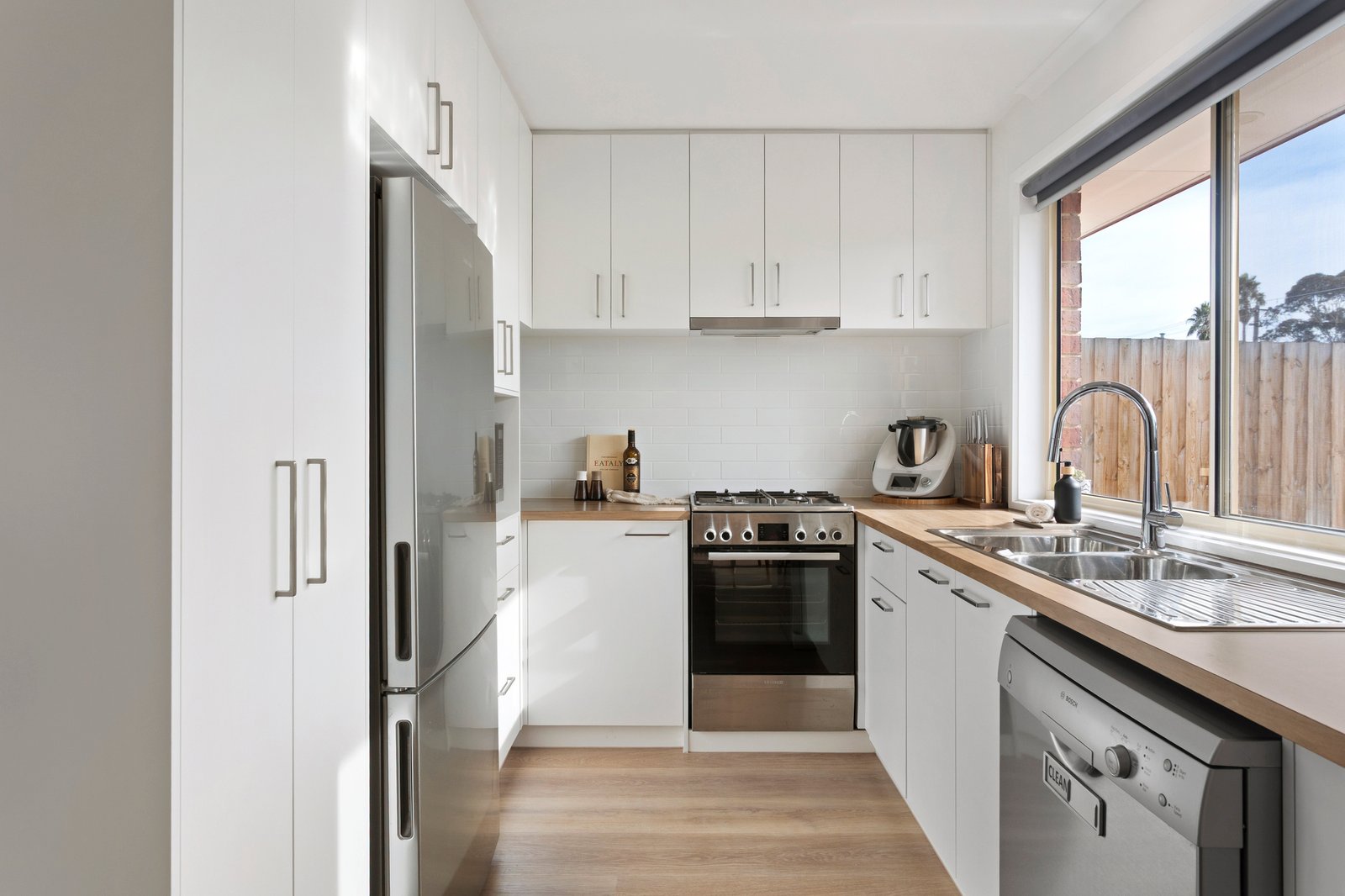 Gallery: 17 Hilltop Rise