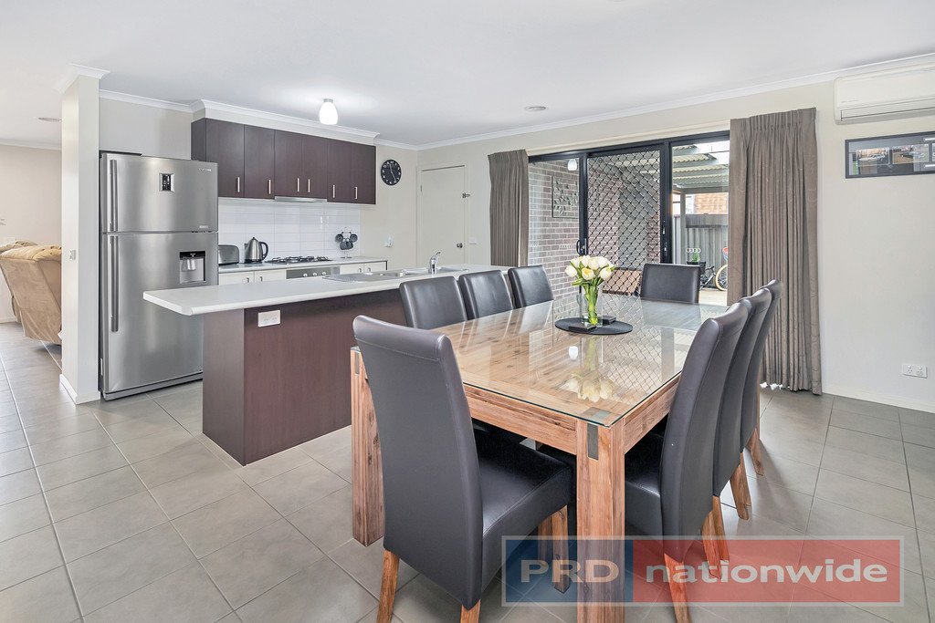 17 Holstein Close DELACOMBE 5