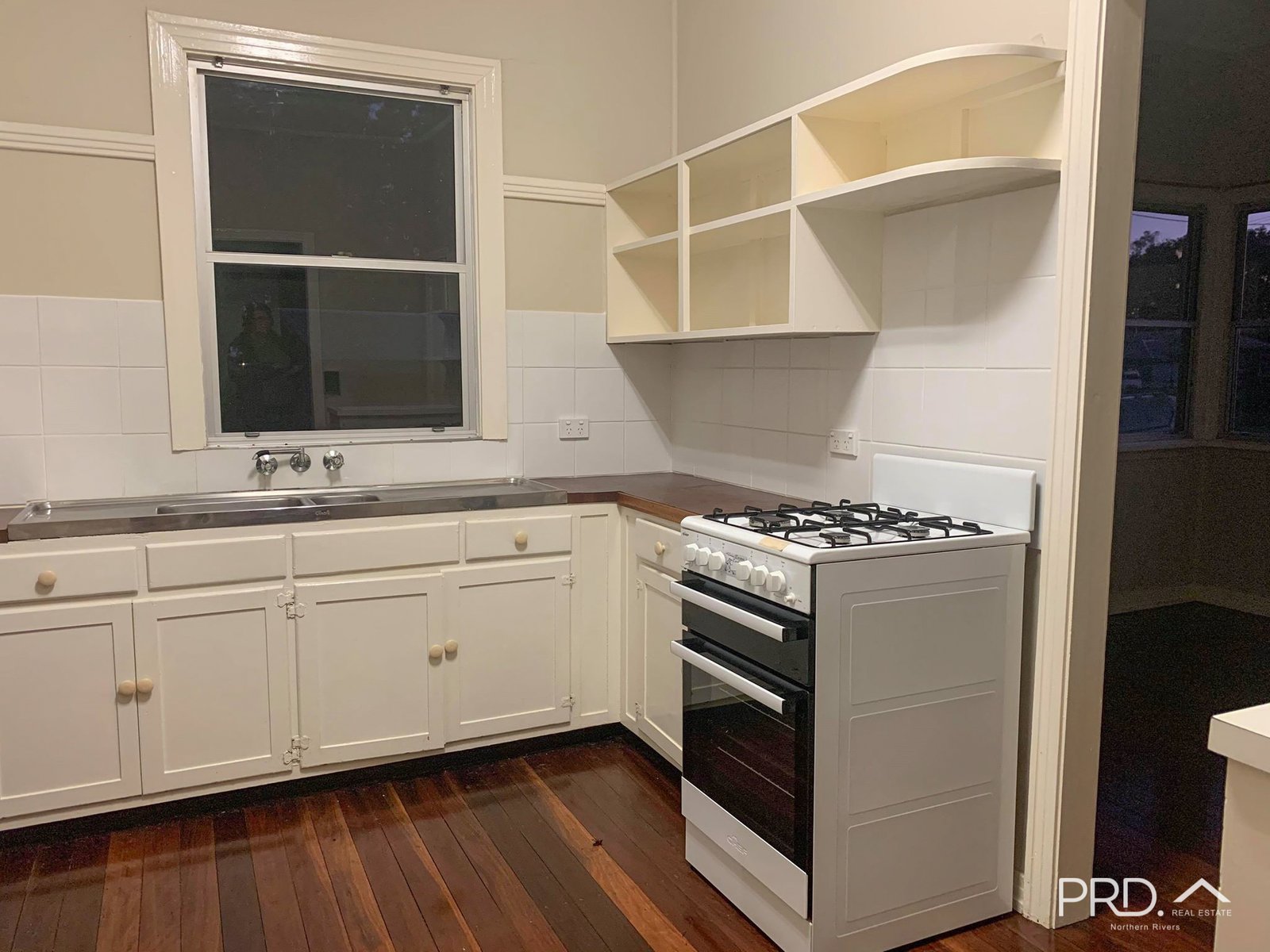 17 Hotham Street CASINO 3