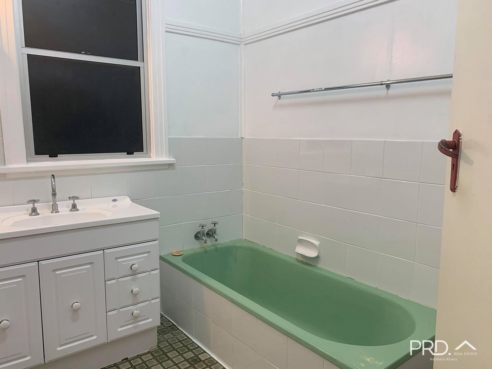 17 Hotham Street CASINO 7