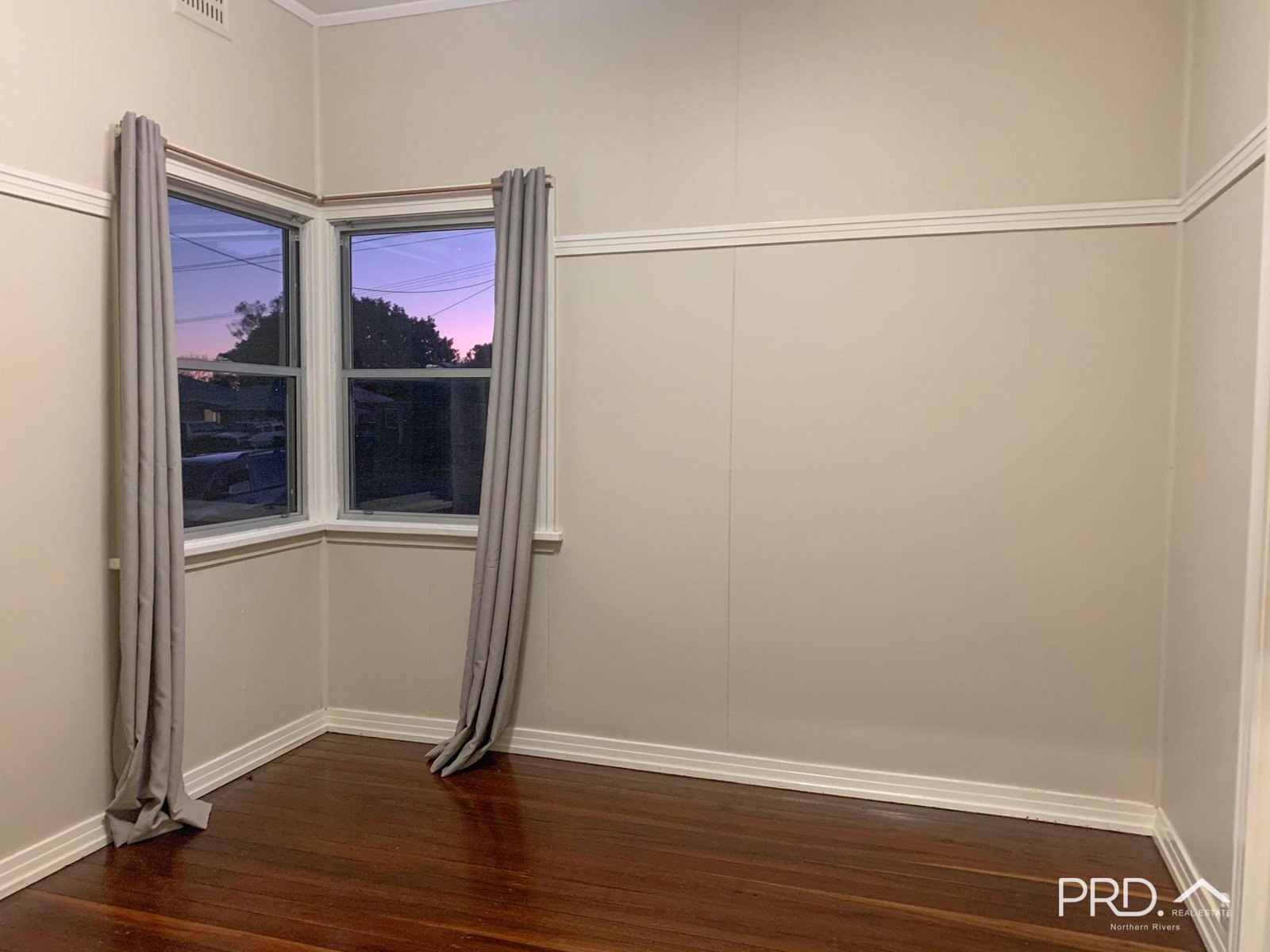 17 Hotham Street CASINO 8