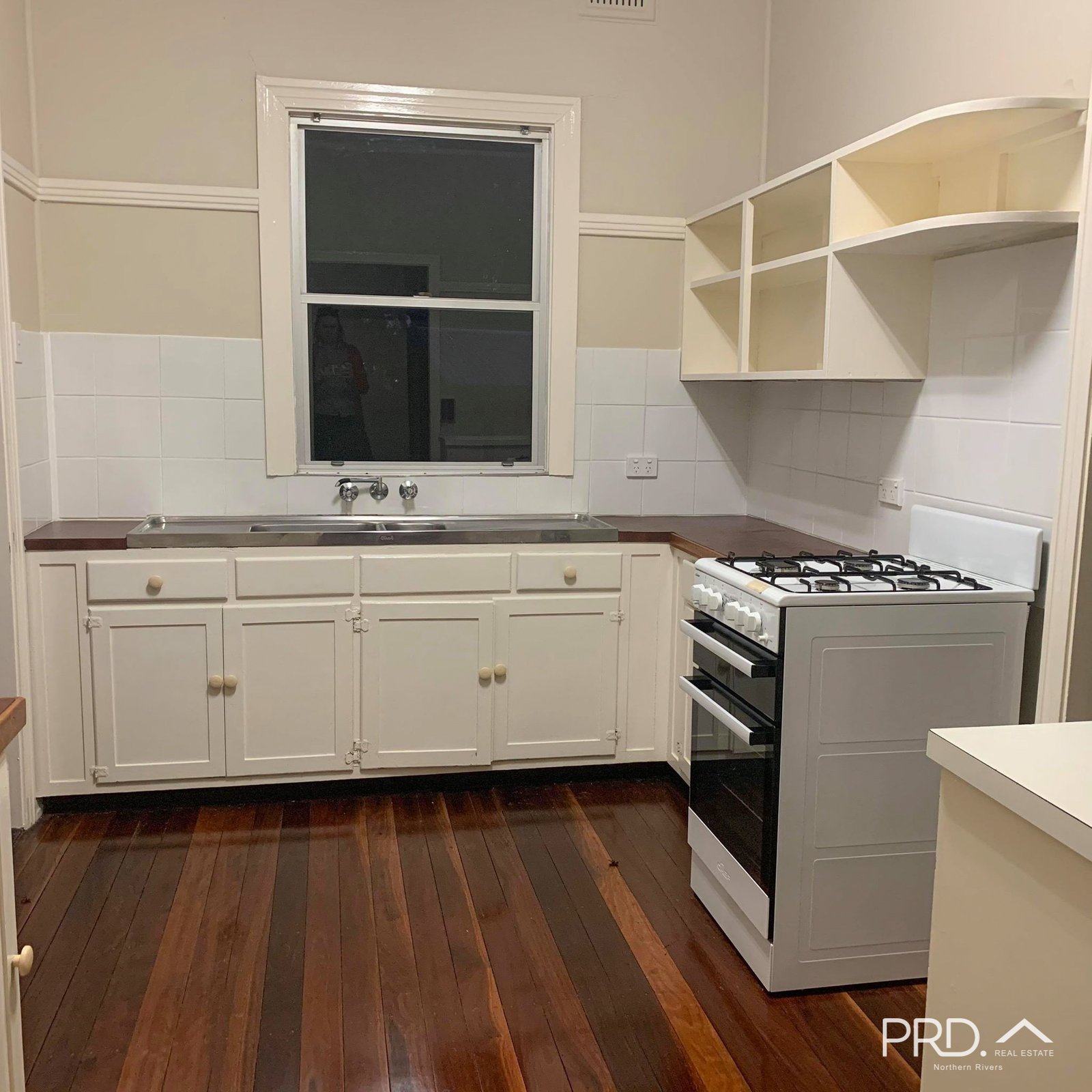 17 Hotham Street CASINO 13