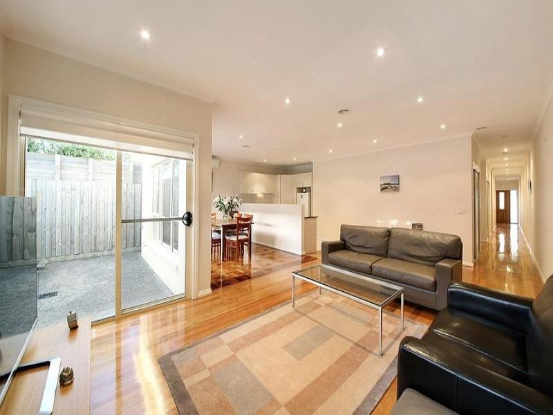Gallery: 17 Howard Avenue