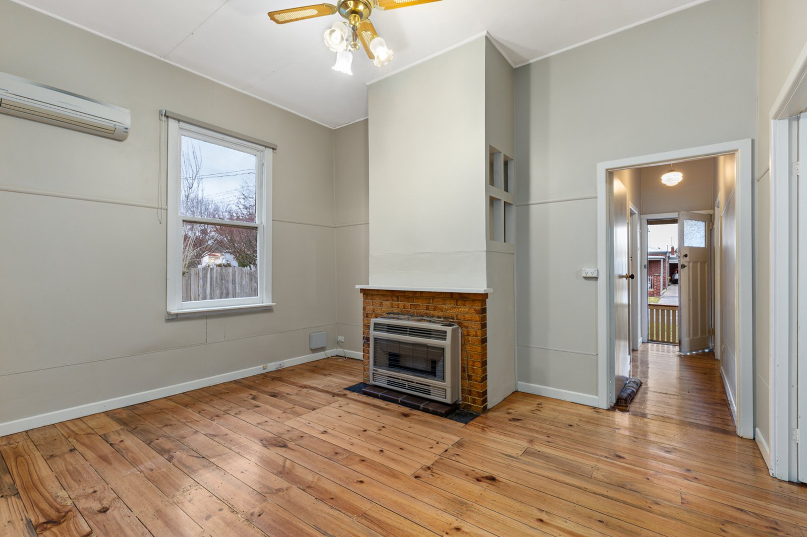 Gallery: 17 Hunt Street