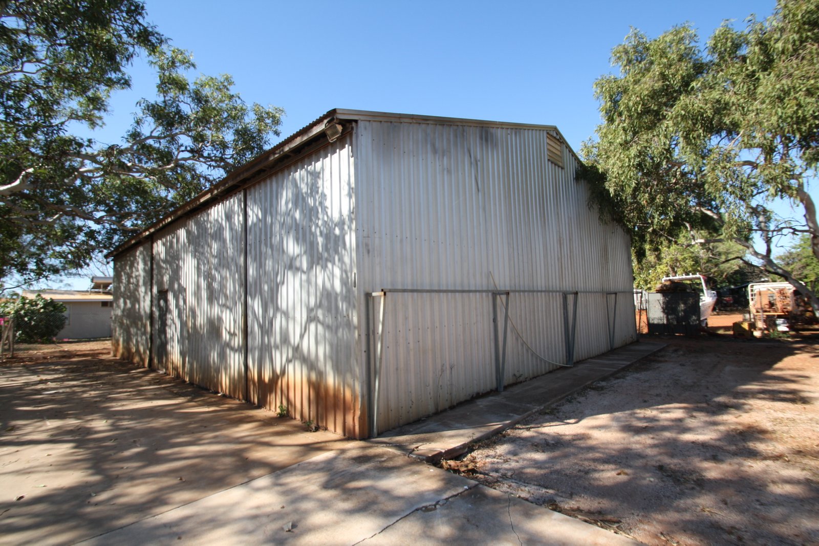 17 Hunter - SHED  BROOME 3