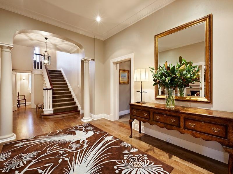 Real Estate and Property in 17 Huntingfield Road, Toorak, VIC