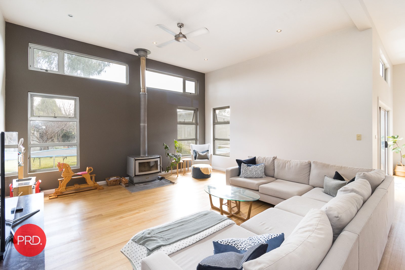 17 Hyland Drive BUNGENDORE 8