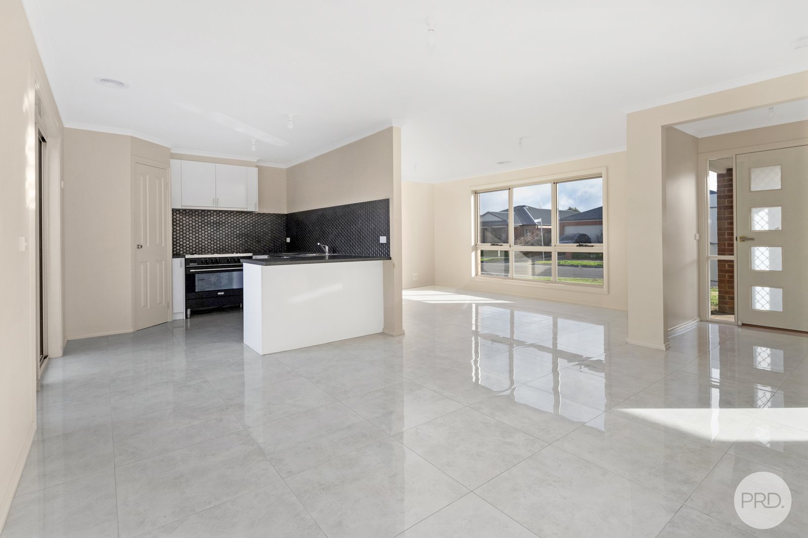 17 Ilvia Way SEBASTOPOL 5