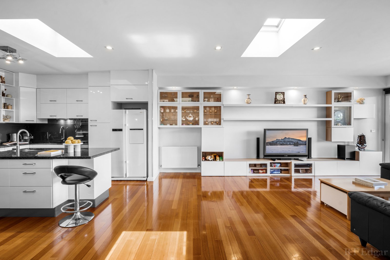 Real Estate and Property in 17 Indra Road, Blackburn South, VIC