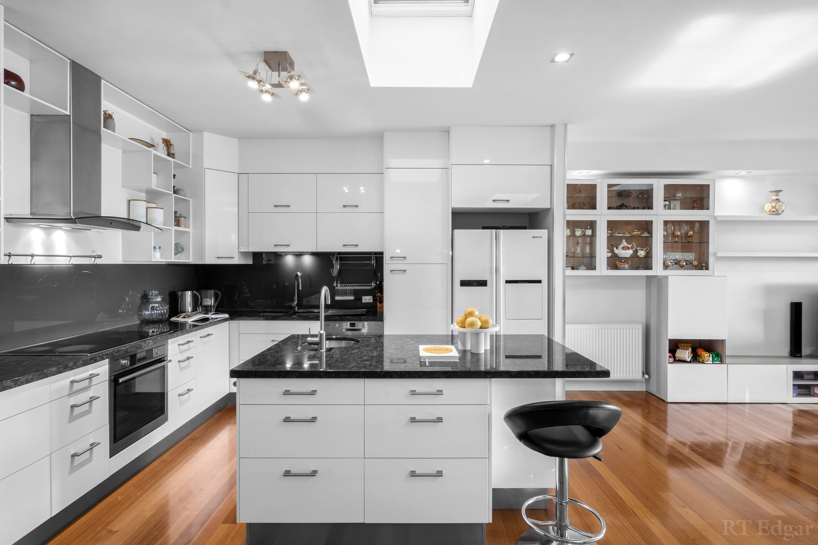 Real Estate and Property in 17 Indra Road, Blackburn South, VIC