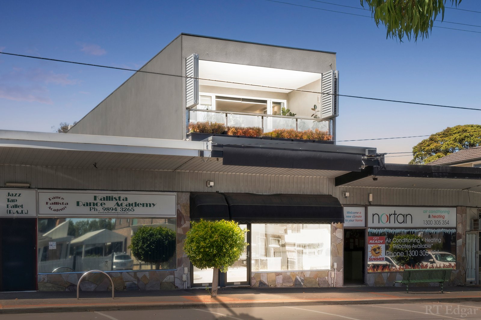 Real Estate and Property in 17 Indra Road, Blackburn South, VIC