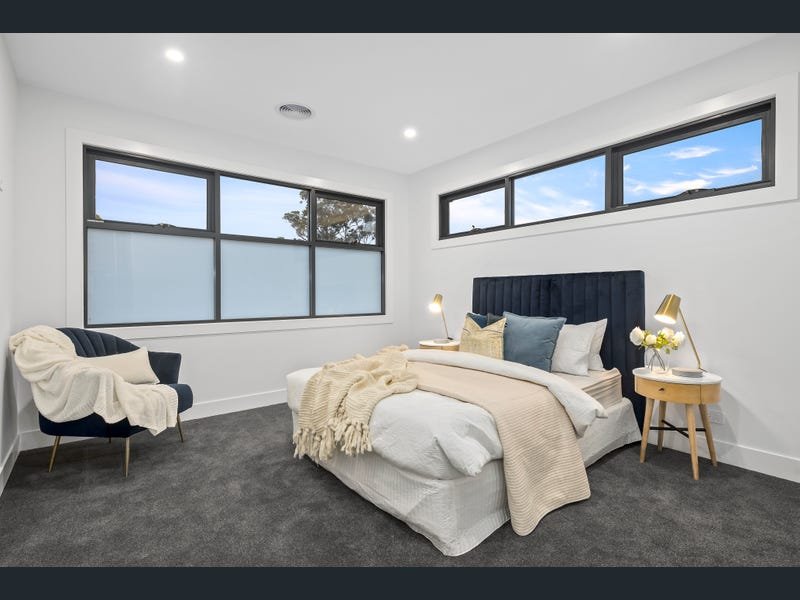 Real Estate and Property in 17 Inglewood Close , Doncaster East, VIC