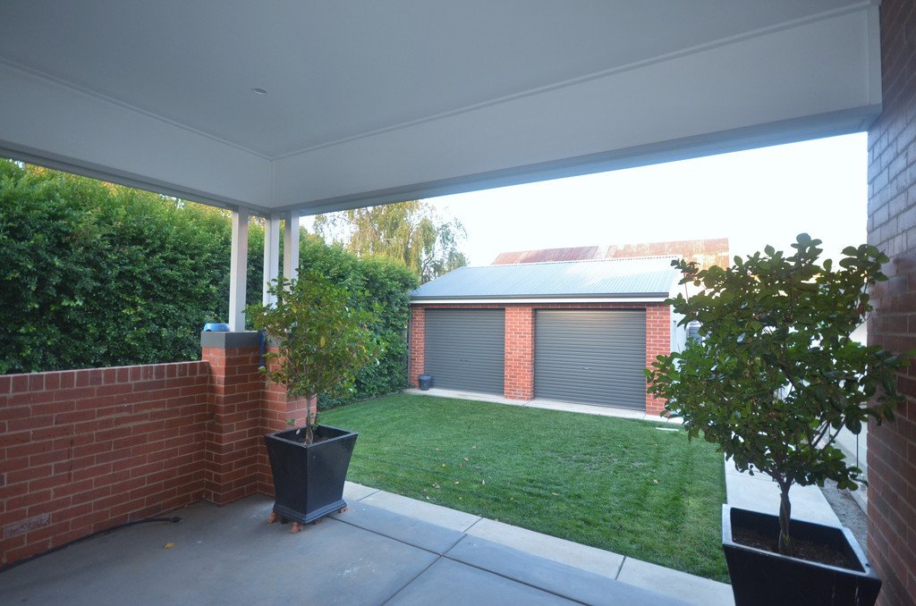 17 Inverary Street WAGGA WAGGA 9