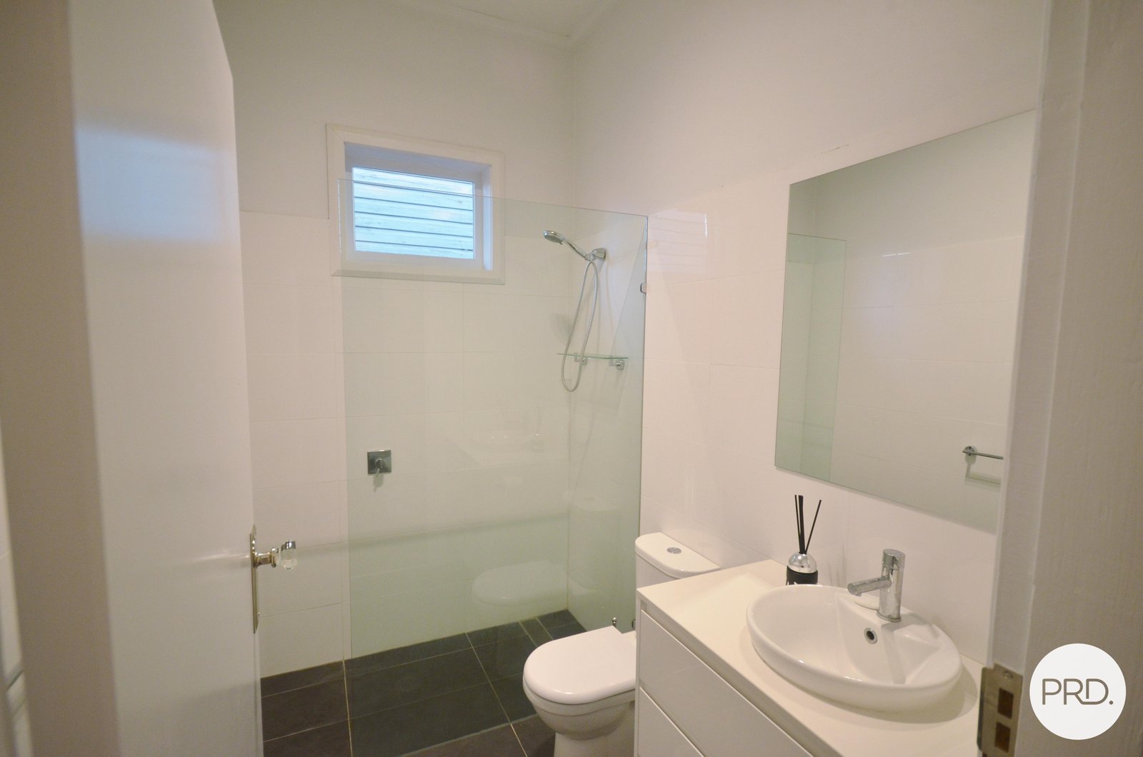 17 Inverary Street WAGGA WAGGA 6