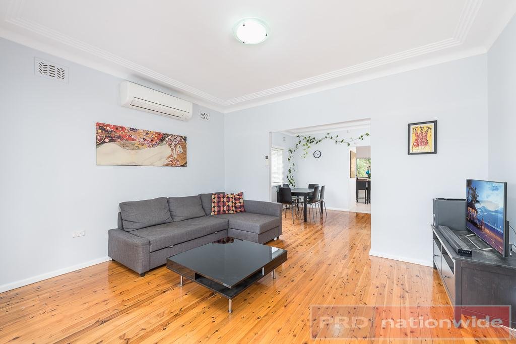 17 Irene Street PANANIA 4