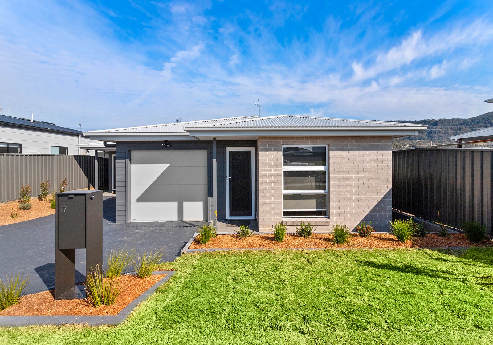 17 Irongum Street HORSLEY 1
