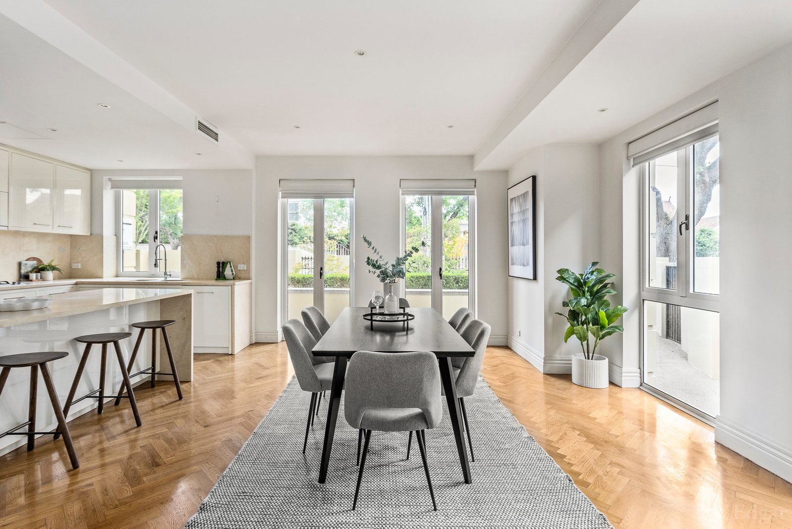 Real Estate and Property in 1/7 Irving Road, Toorak, VIC