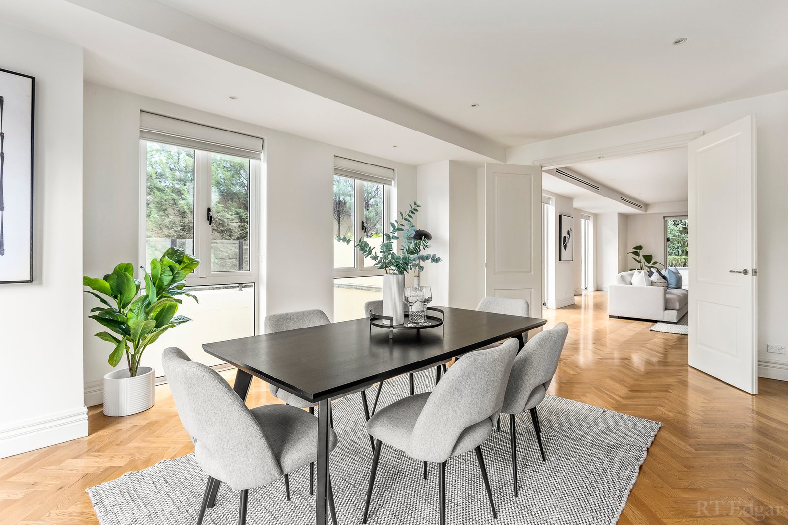 Real Estate and Property in 1/7 Irving Road, Toorak, VIC