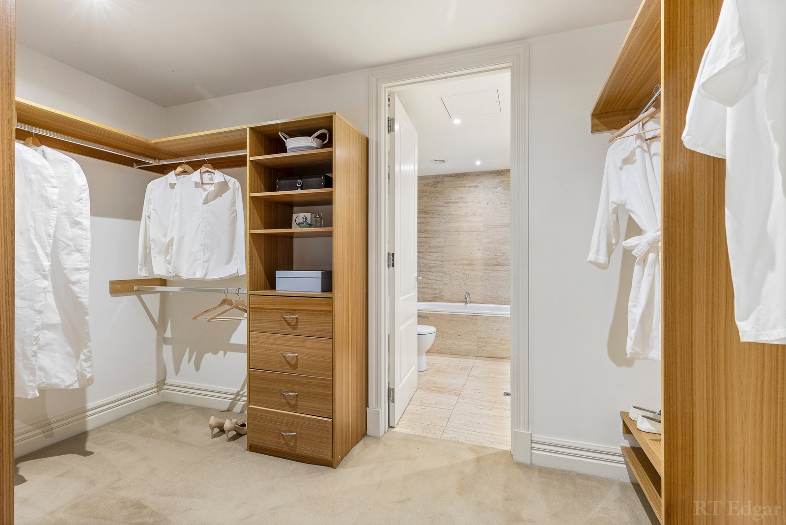 Real Estate and Property in 1/7 Irving Road, Toorak, VIC