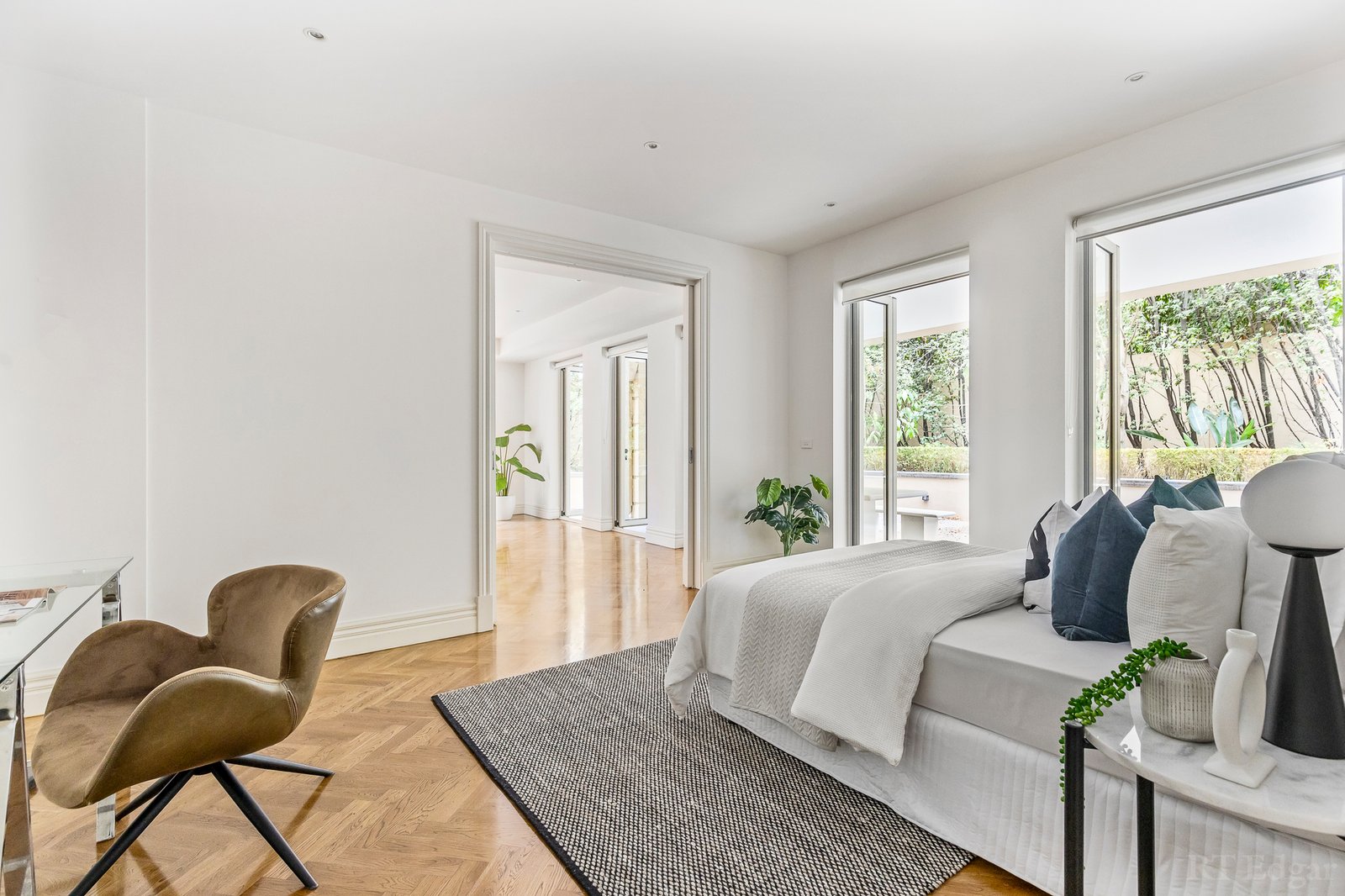 Real Estate and Property in 1/7 Irving Road, Toorak, VIC