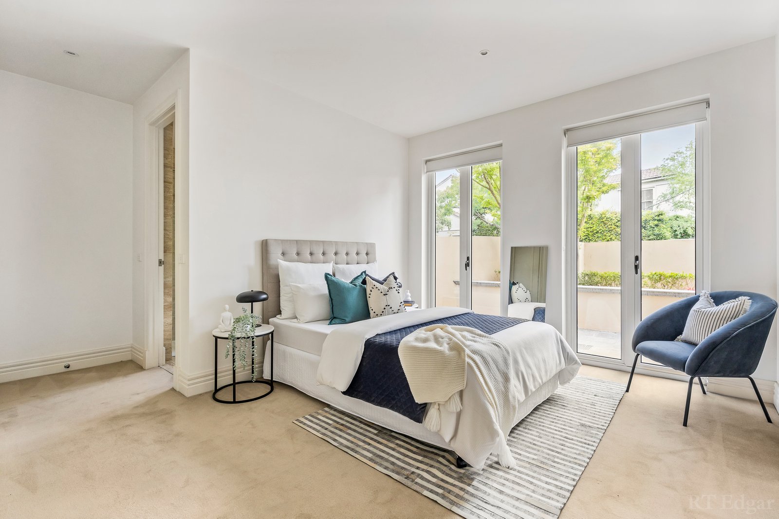 Real Estate and Property in 1/7 Irving Road, Toorak, VIC