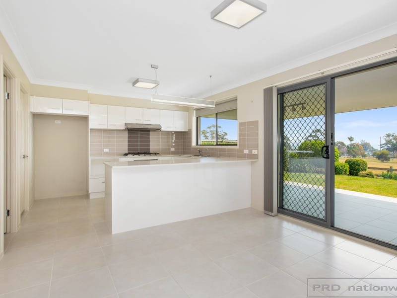 17 James Leslie Drive GILLIESTON HEIGHTS 4