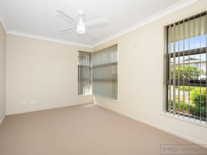 17 James Leslie Drive GILLIESTON HEIGHTS 16