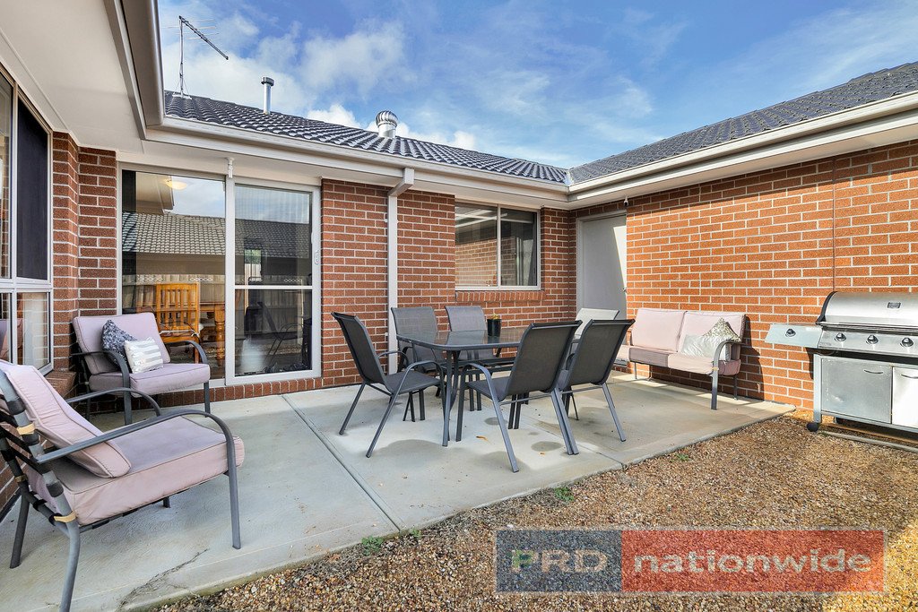 17 Jasmine Crescent BALLAN 12