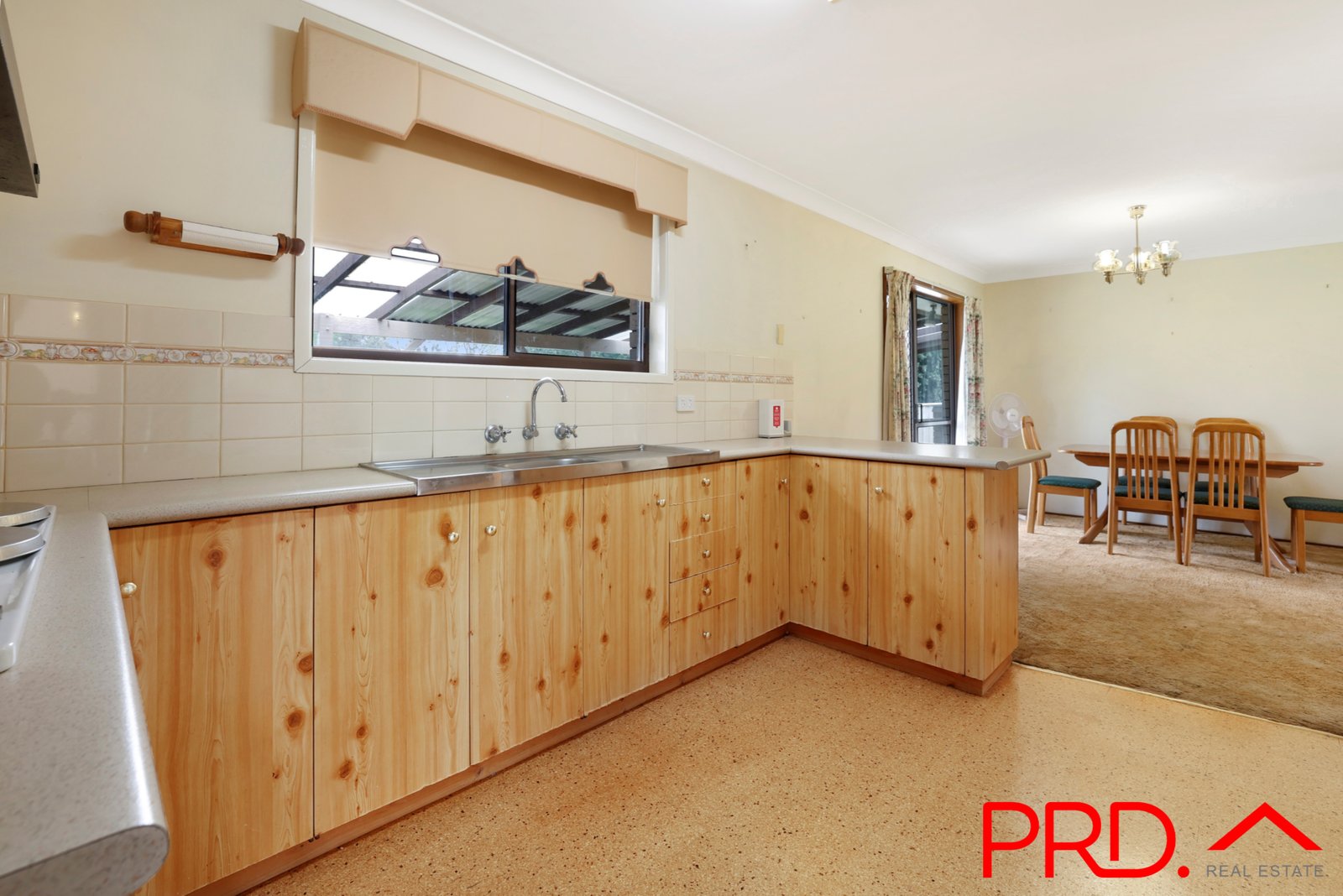 17 Jemmy Place TAMWORTH 3