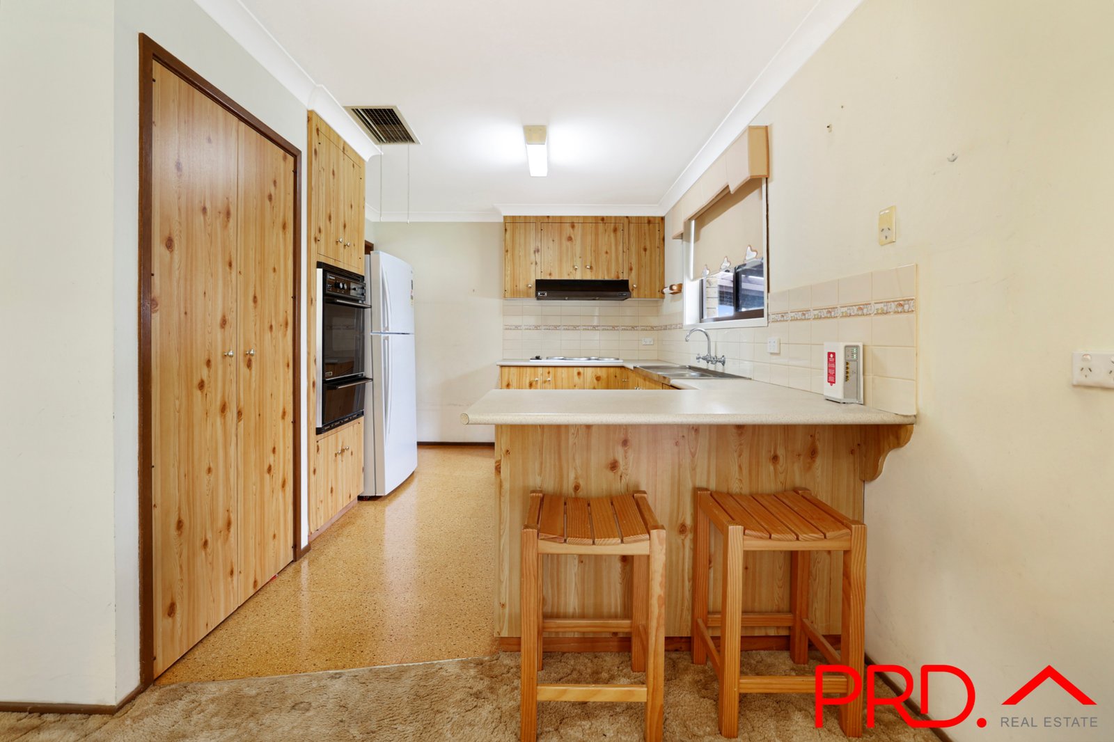 17 Jemmy Place TAMWORTH 4