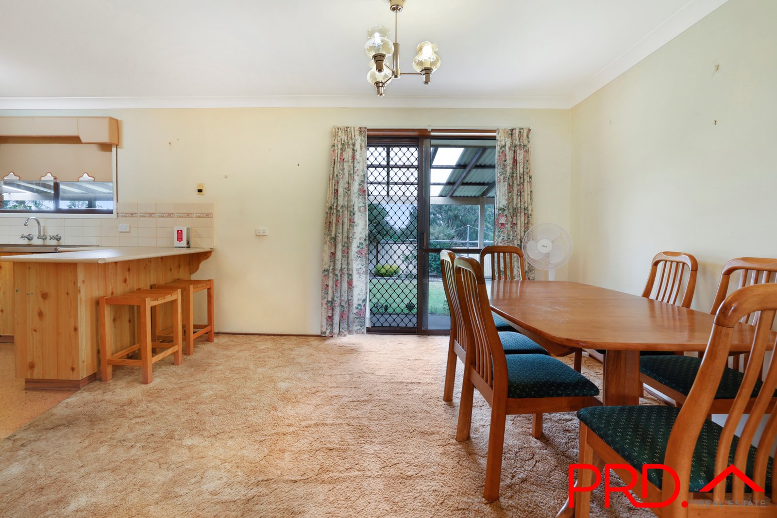 17 Jemmy Place TAMWORTH 5