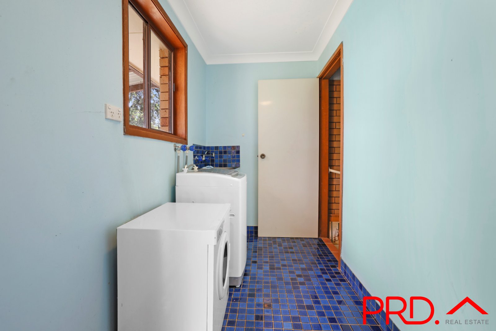 17 Jemmy Place TAMWORTH 16