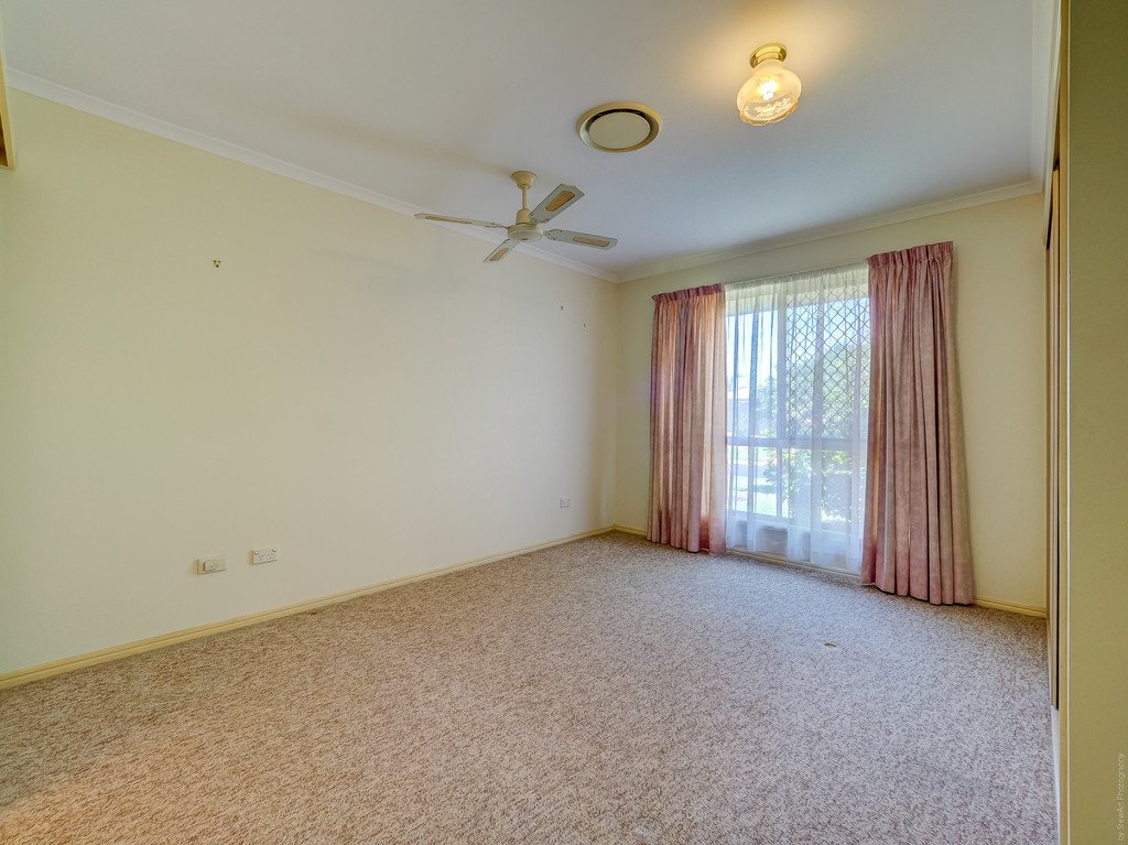 17 Jonwest Close TORQUAY 12