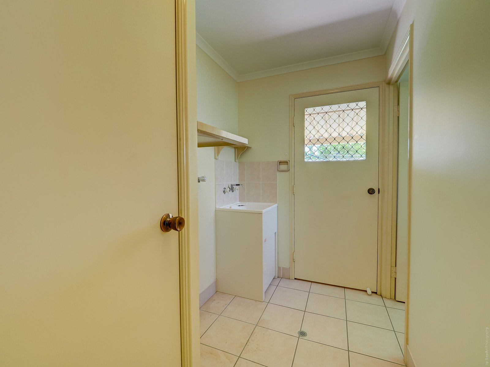 17 Jonwest Close TORQUAY 21