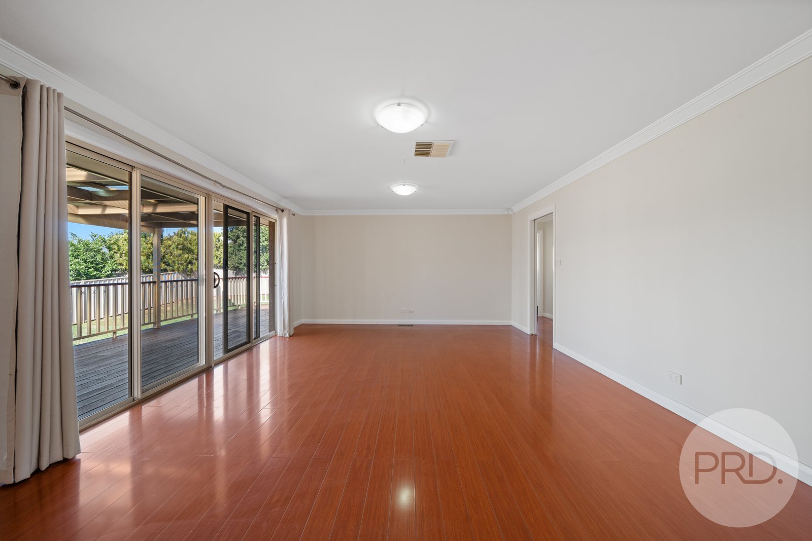 17 Kaloona Drive BOURKELANDS 10