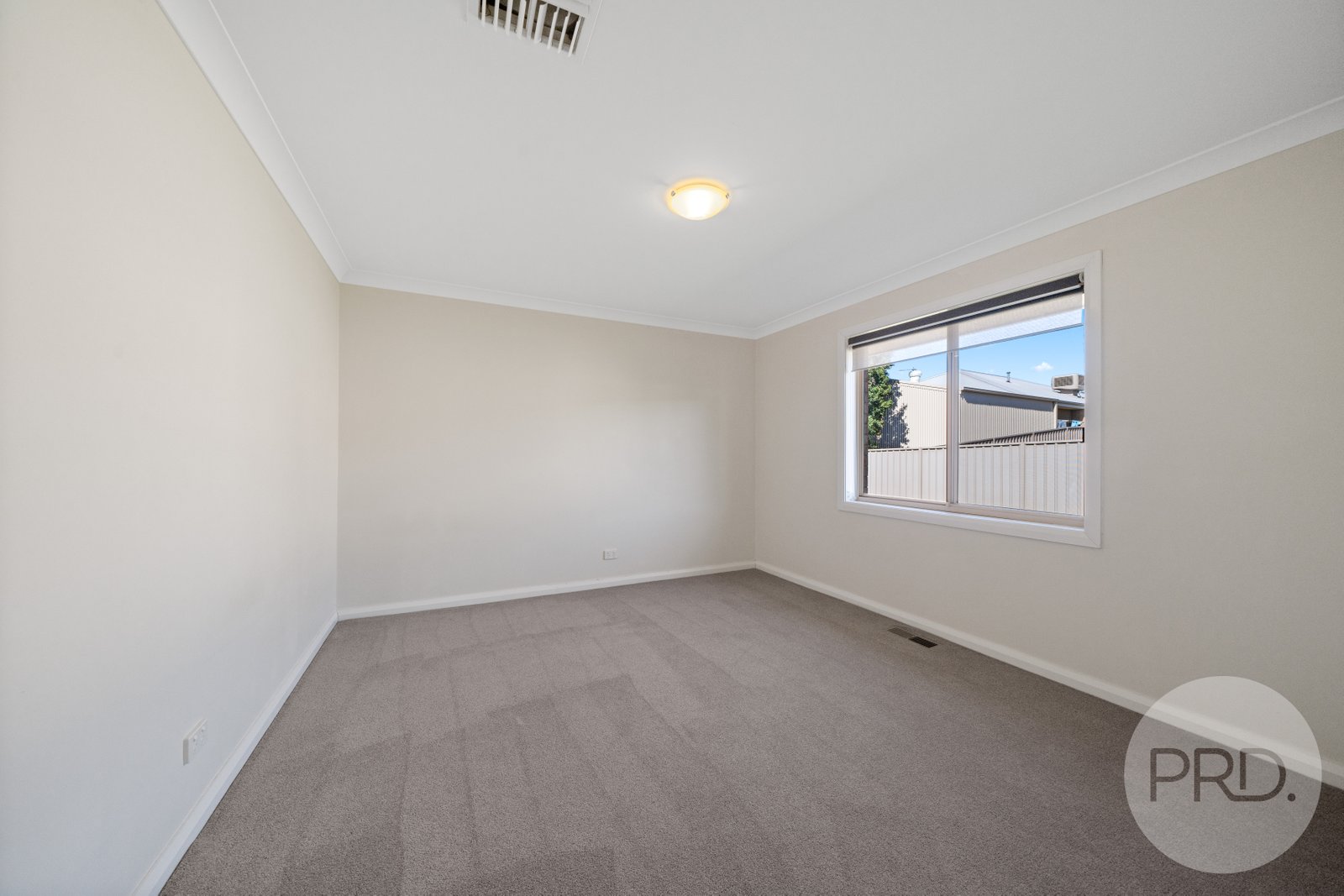 17 Kaloona Drive BOURKELANDS 13