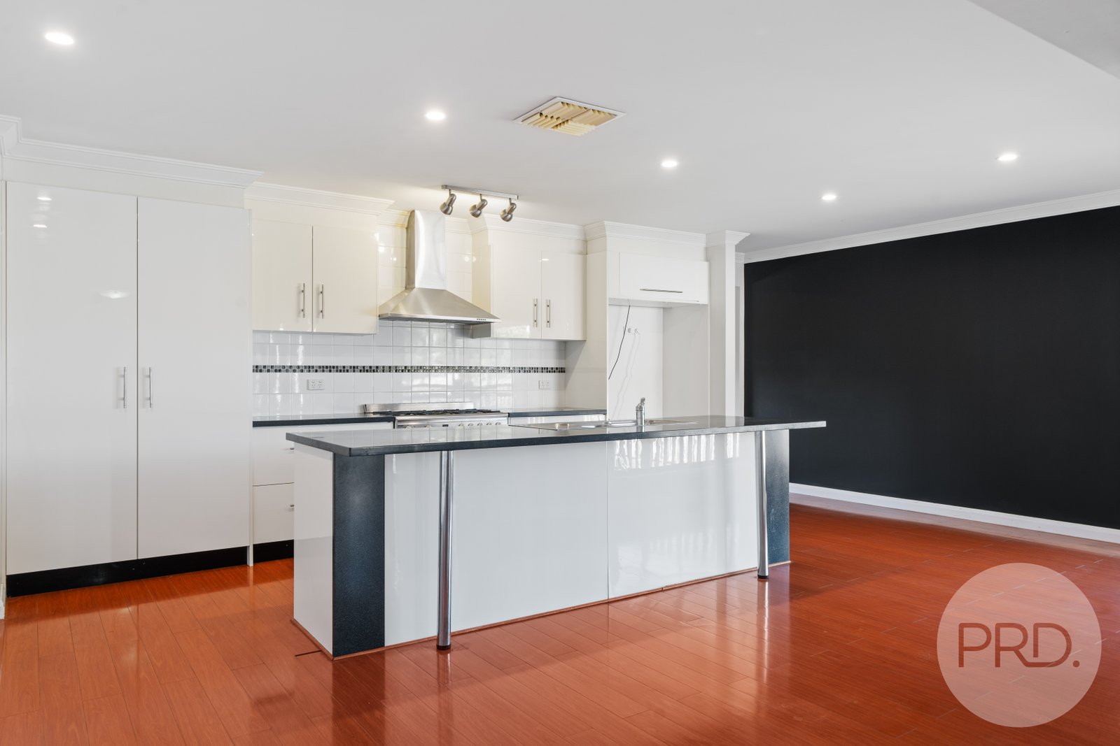 17 Kaloona Drive BOURKELANDS 14