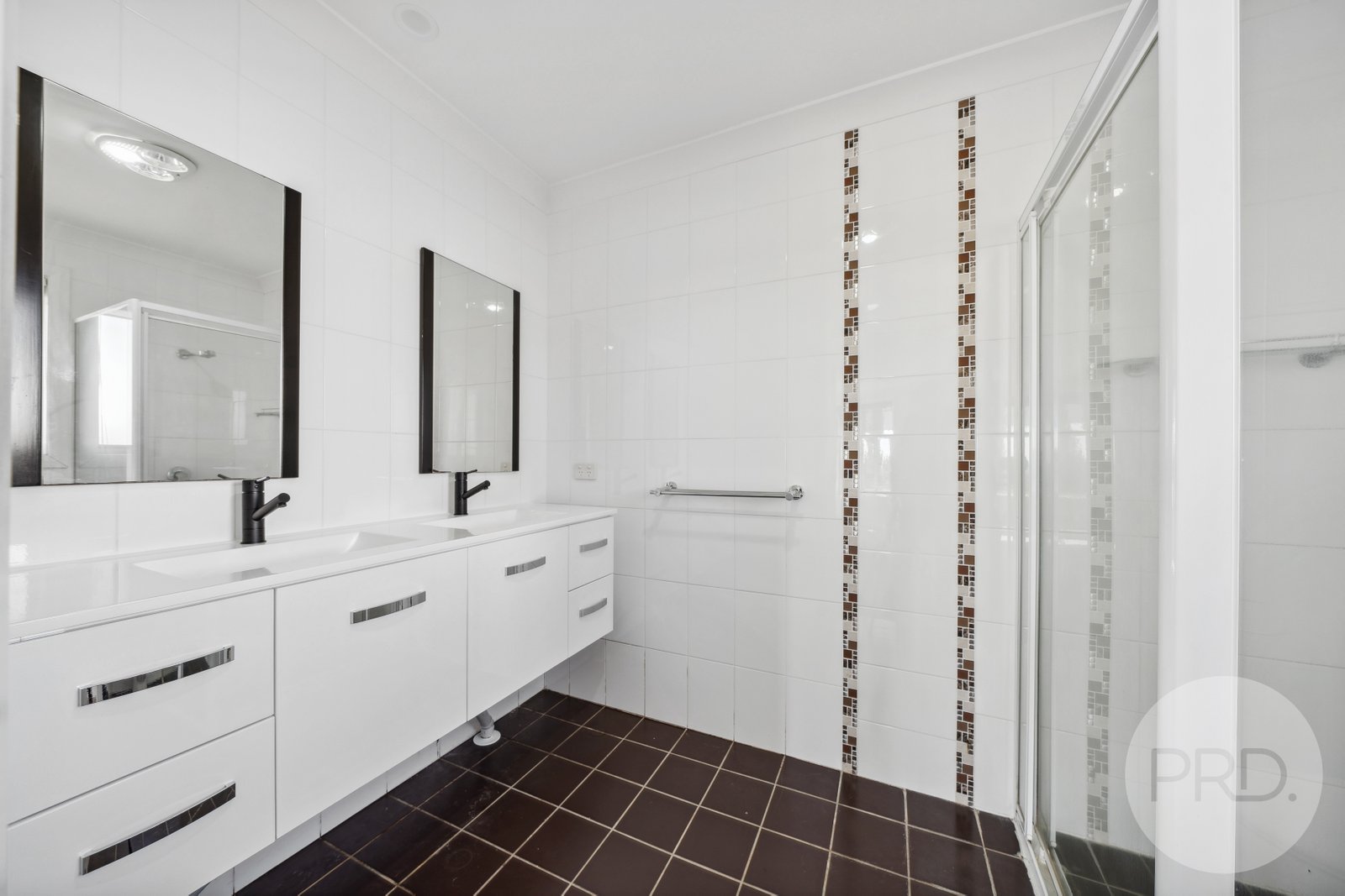 17 Kaloona Drive BOURKELANDS 18