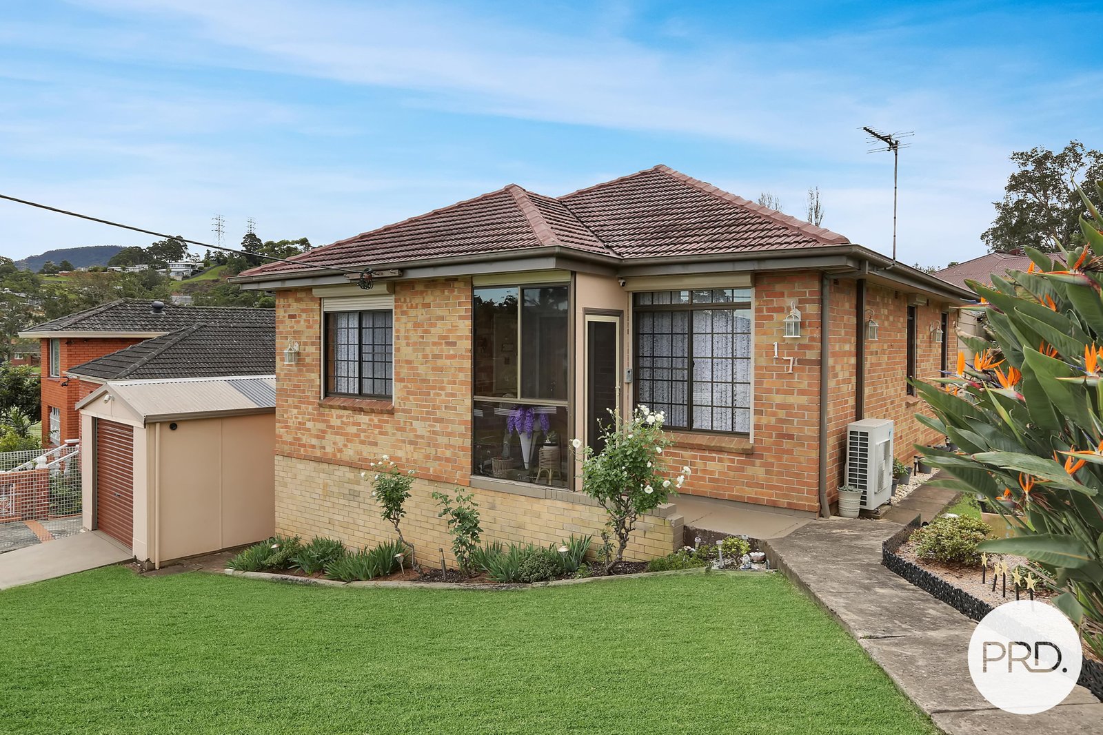 17 Kelly Street BERKELEY 1
