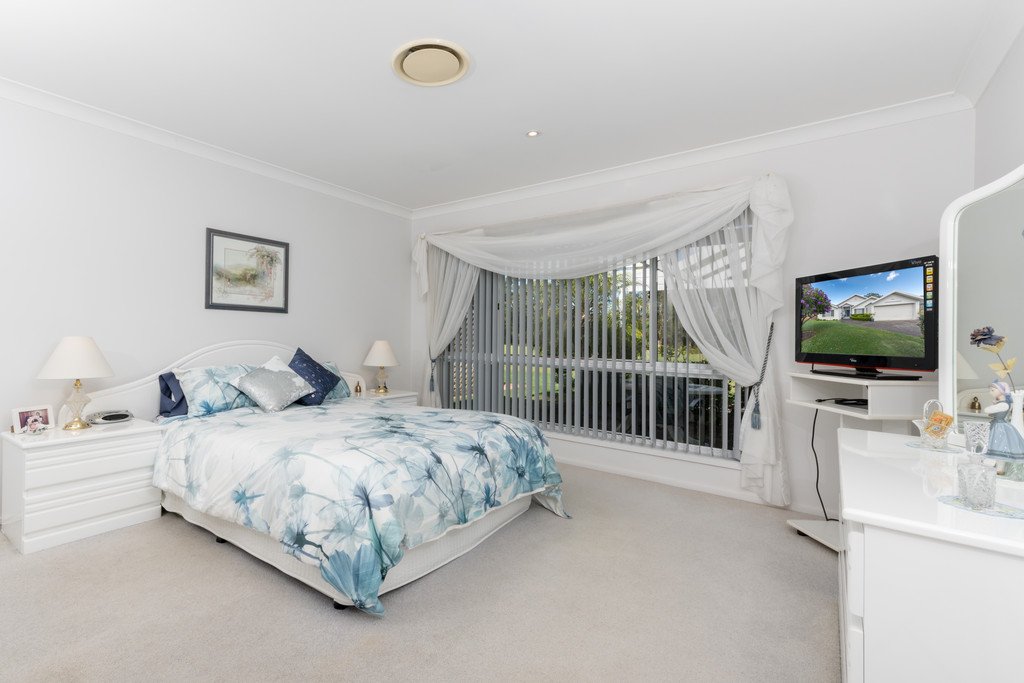 17 Kestrel Avenue SALAMANDER BAY 11