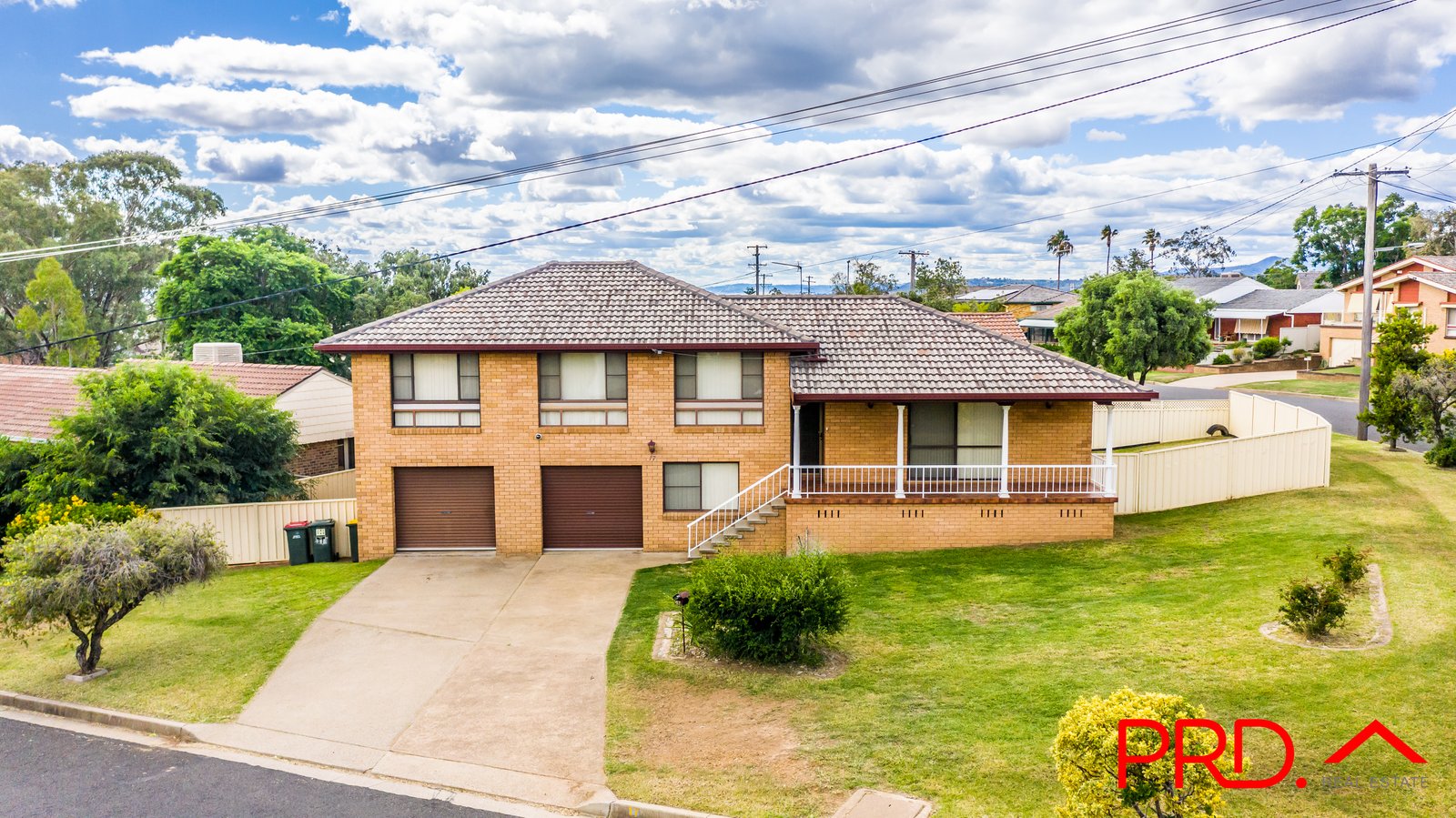 17 Kinarra Street TAMWORTH 1