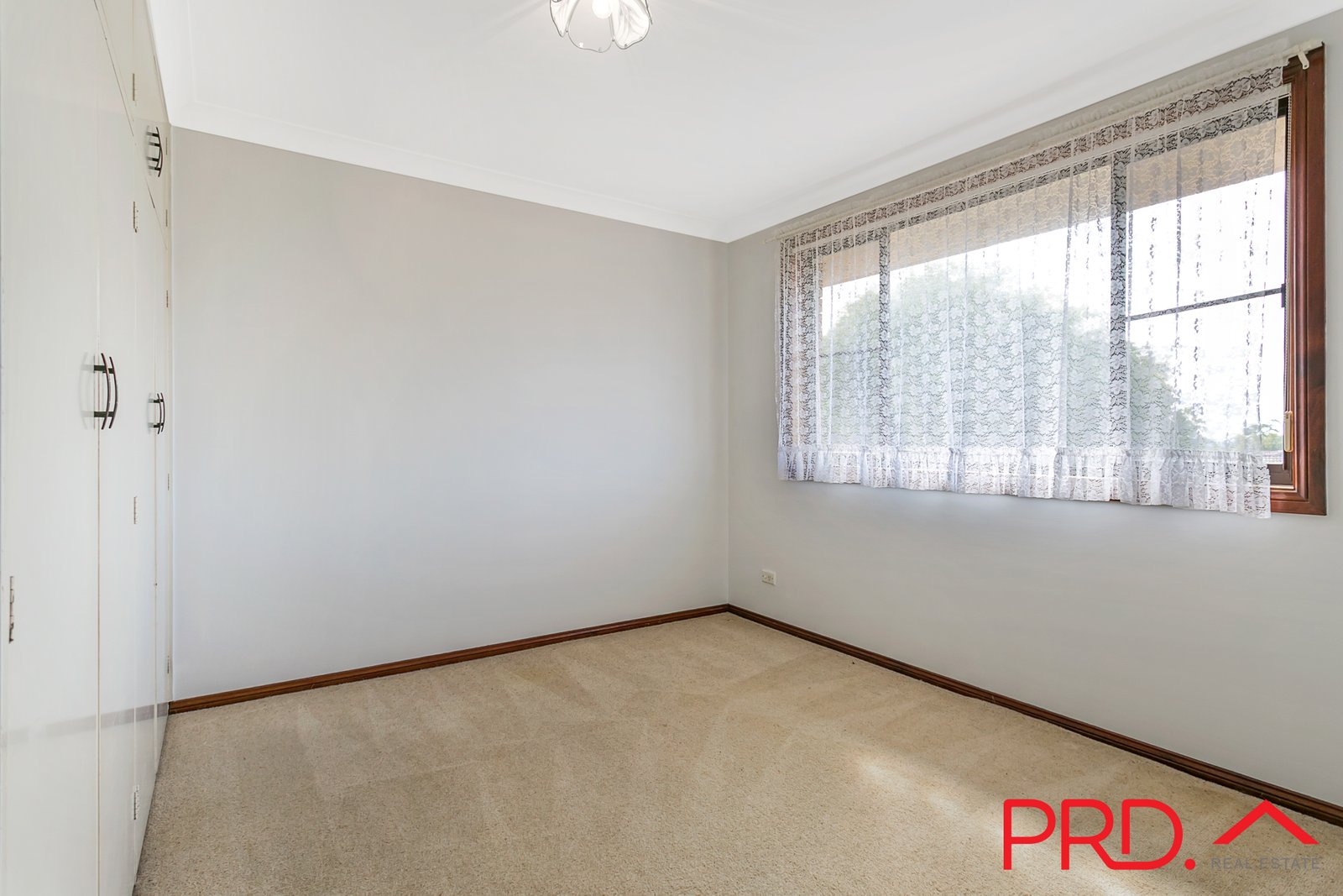 17 Kinarra Street TAMWORTH 19