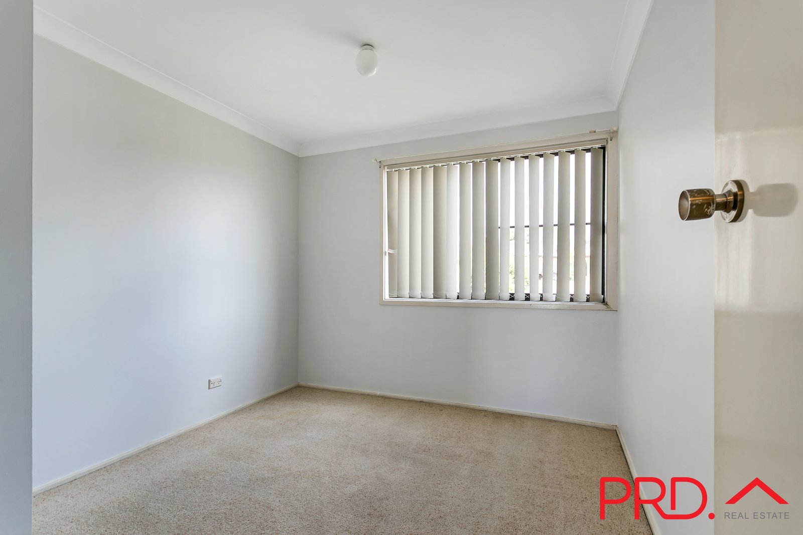 17 Kinarra Street TAMWORTH 21