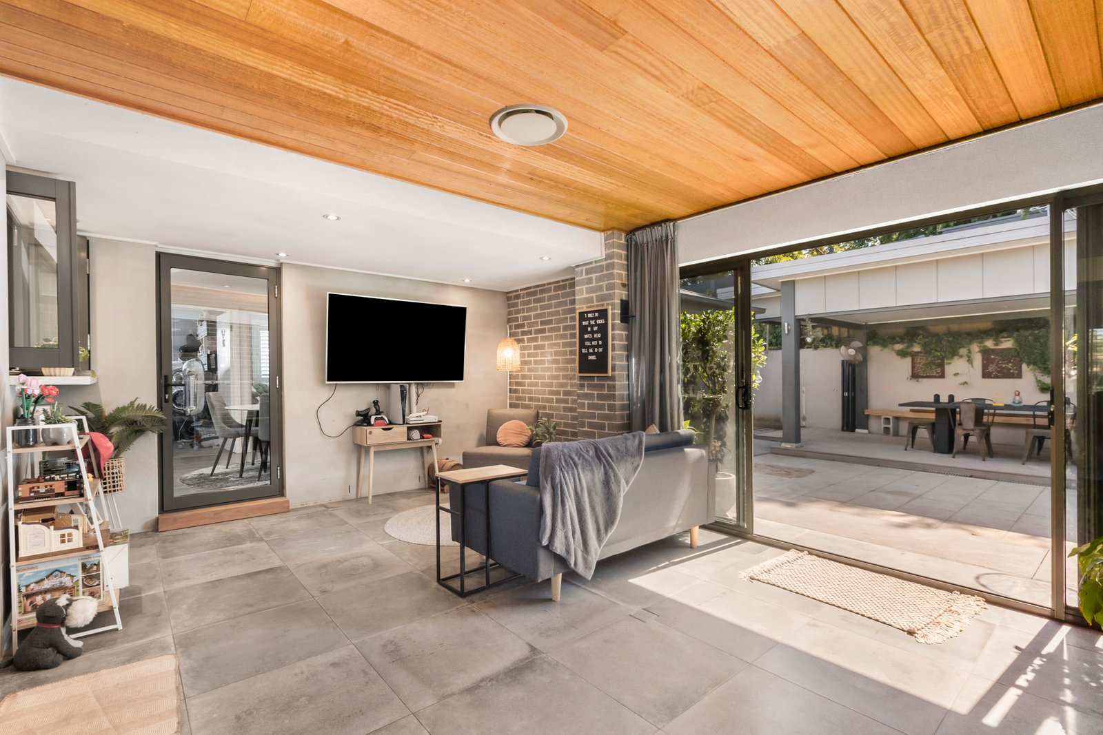 17 Kingscote Place KINGSWOOD 10