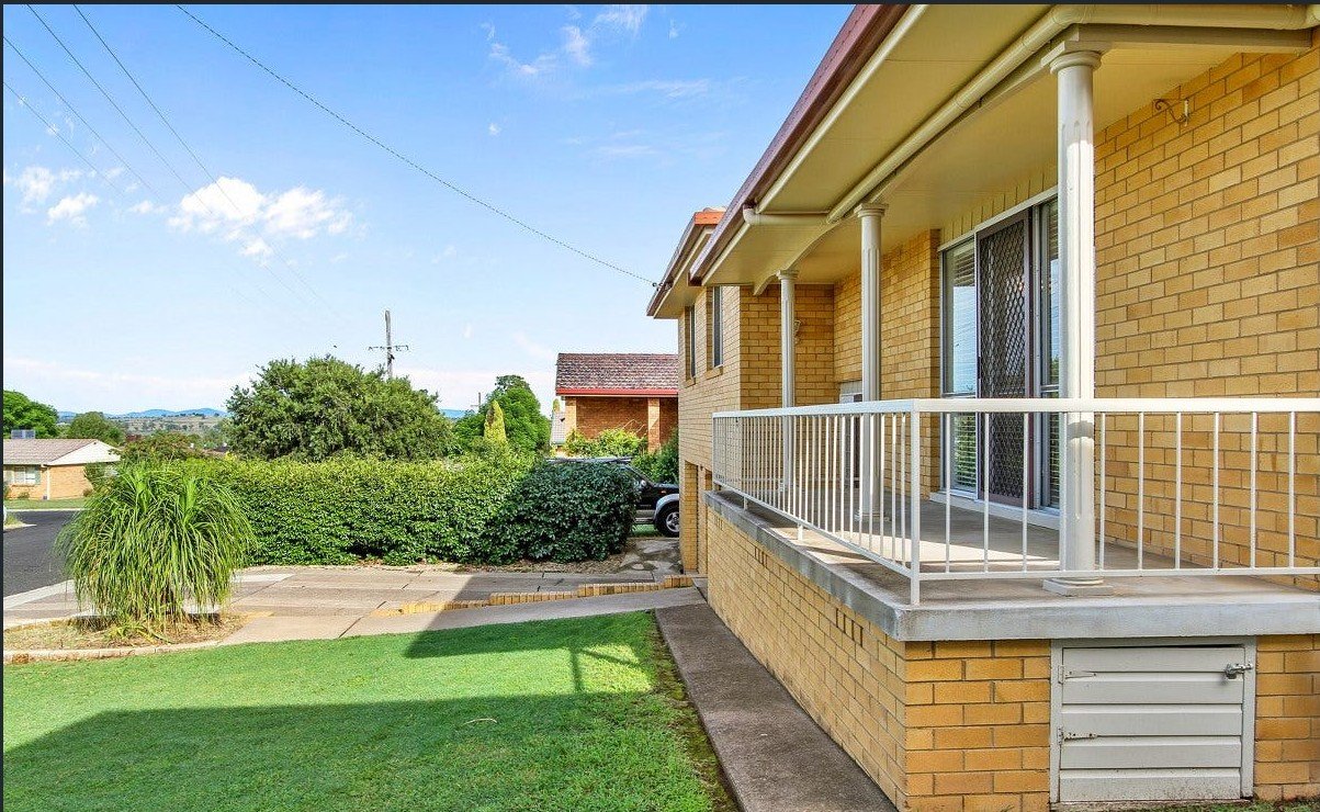 17 Kuloomba Street HILLVUE 2