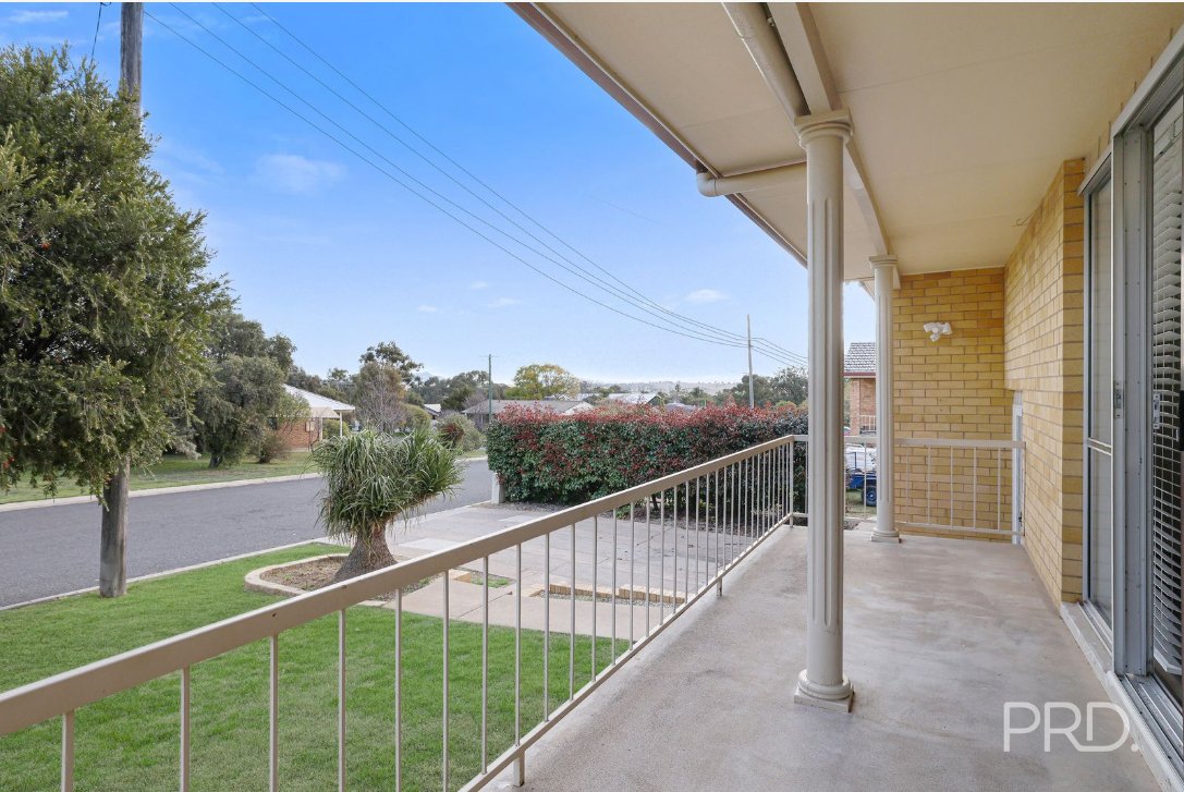 17 Kuloomba Street TAMWORTH 2