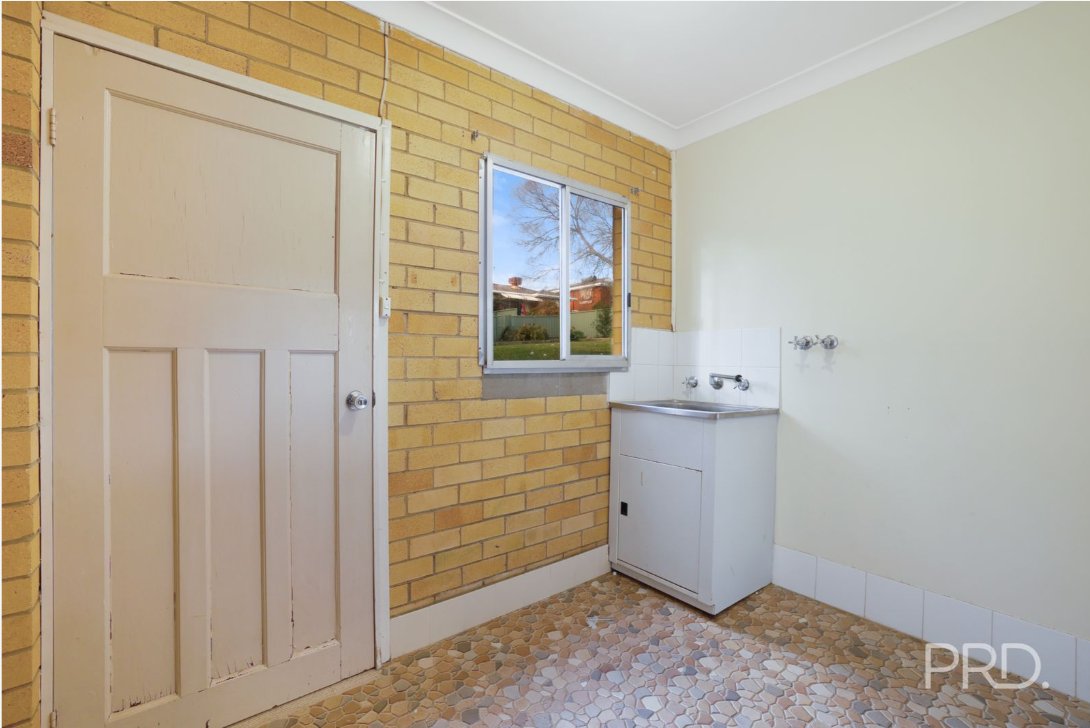 17 Kuloomba Street TAMWORTH 11